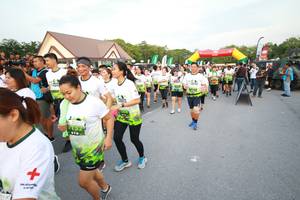 BIB: 
                            <button type="button" onclick="openModal(3530846)" class="btn btn-primary btn-sm float-right btn-popup" data-toggle="modal" data-target=".modal-high-quality">
                        <i class="fas fa-shopping-cart"></i> Add to Cart
                    </button>
                                            <button type="button" onclick="isThisMe(3530846, true)" class="btn btn-success btn-sm float-right btn-popup btn-isme hidden" data-toggle="tooltip" data-placement="bottom" title="นี่คือรูปของคุณใช่ไหม คลิกที่นี่เพื่อเอาเข้าอัลบั้ม">
                        <i class="fas fa-plus"></i> Add to album
                    </button>
                    <button type="button" onclick="isThisMe(3530846, false)" class="btn btn-warning btn-sm float-right btn-popup btn-isnotme hidden">
                        <i class="fas fa-ban"></i> Remove from album
                    </button>